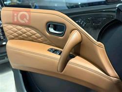 Infiniti QX80